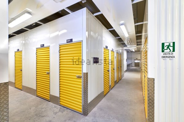 locale di sgombero in affitto a Milano in zona Dergano