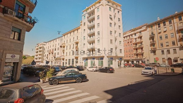 locale commerciale in affitto a Milano in zona Città Studi