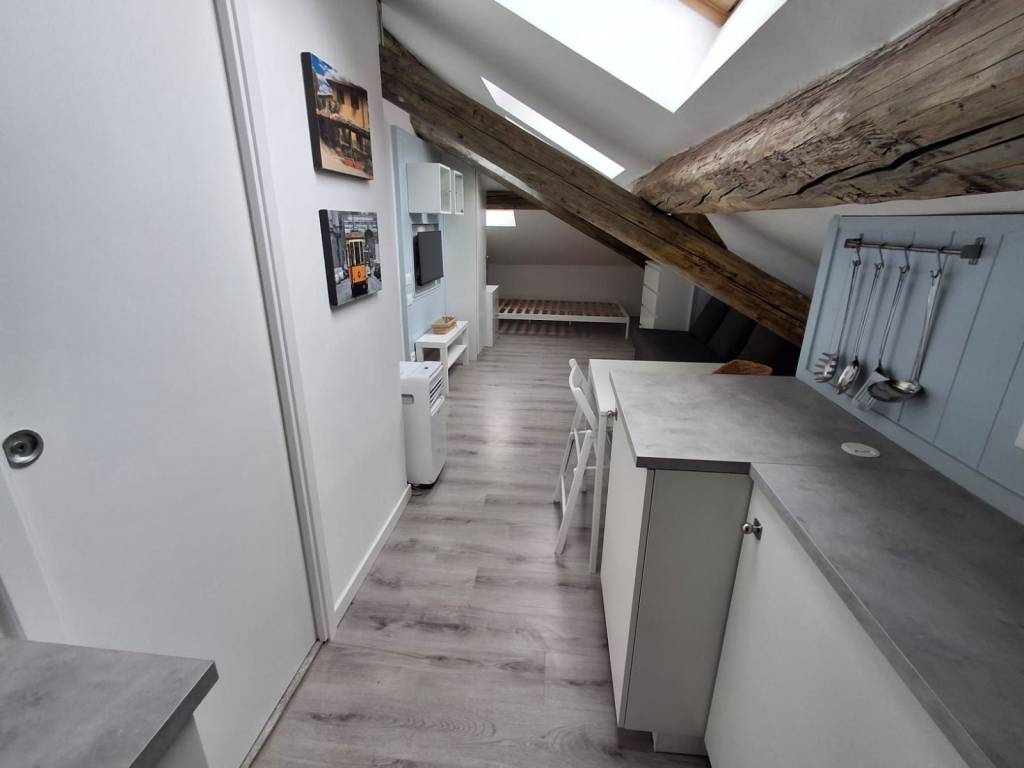 appartamento in affitto a Milano in zona Piazzale Lodi