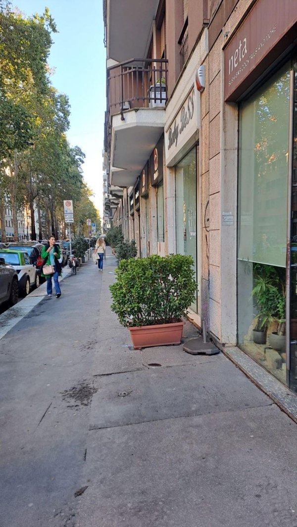 negozio in affitto a Milano