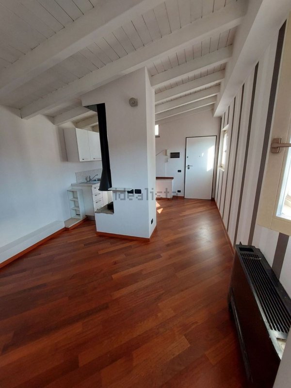 appartamento in affitto a Milano in zona Porta Garibaldi