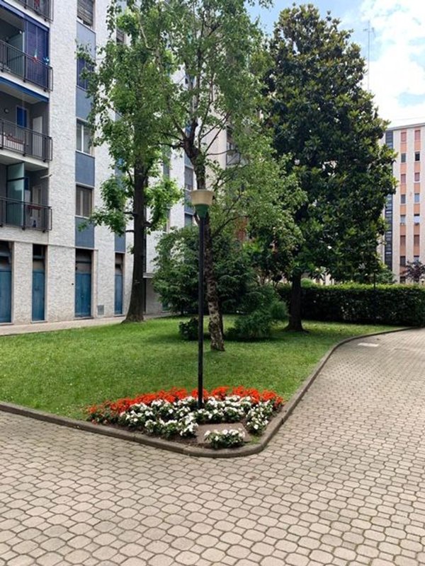 appartamento in affitto a Milano in zona Piazzale Lodi
