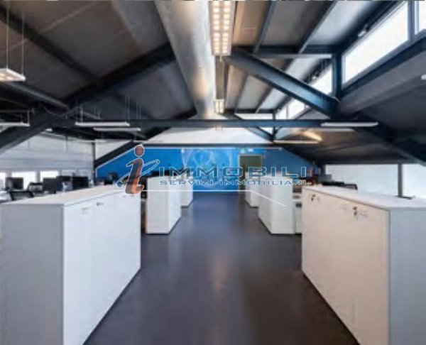ufficio in affitto a Milano in zona Precotto