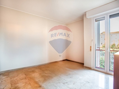 negozio in affitto a Milano