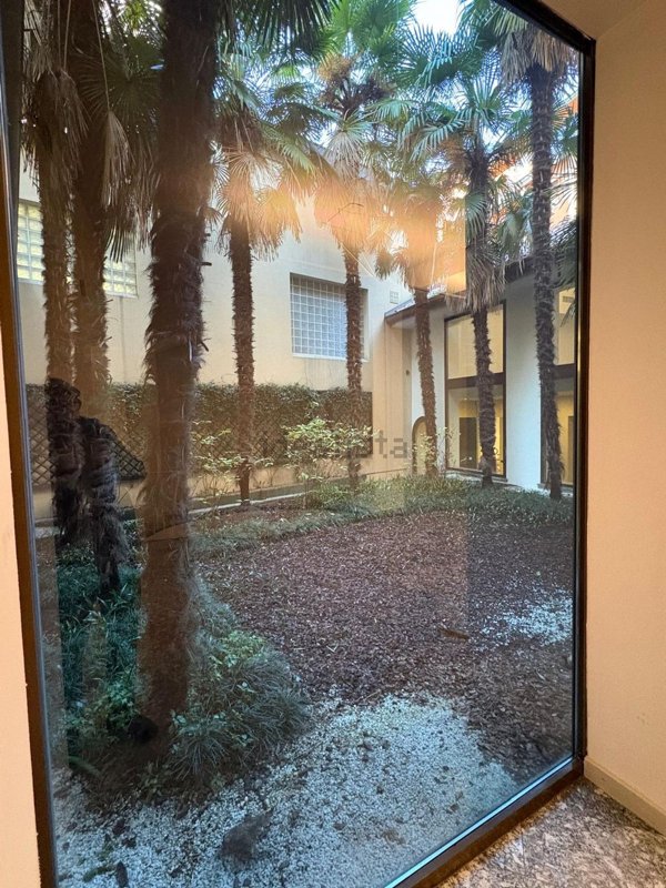 locale commerciale in affitto a Milano in zona Brera