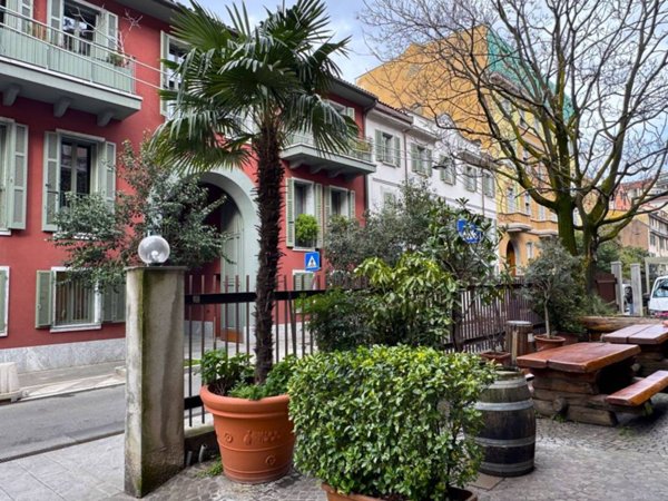 appartamento in affitto a Milano in zona Guastalla