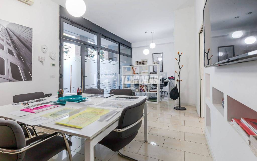 ufficio in affitto a Milano in zona Isola