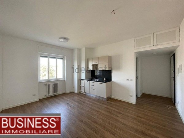 appartamento in affitto a Milano in zona Lorenteggio