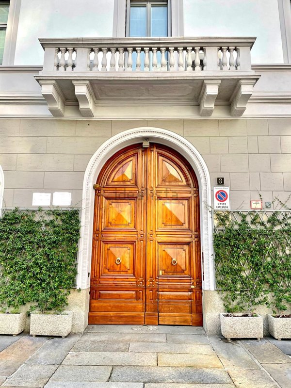 appartamento in affitto a Milano in zona Porta Nuova