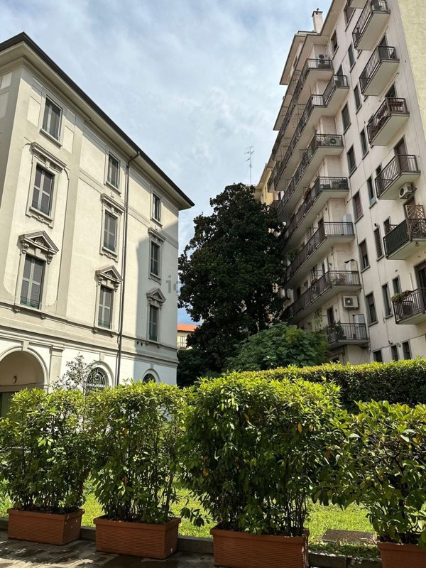 appartamento in affitto a Milano in zona Guastalla