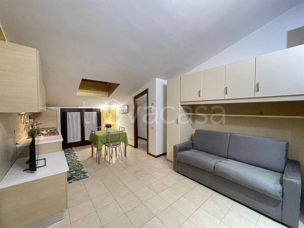 appartamento in affitto a Milano in zona Affori