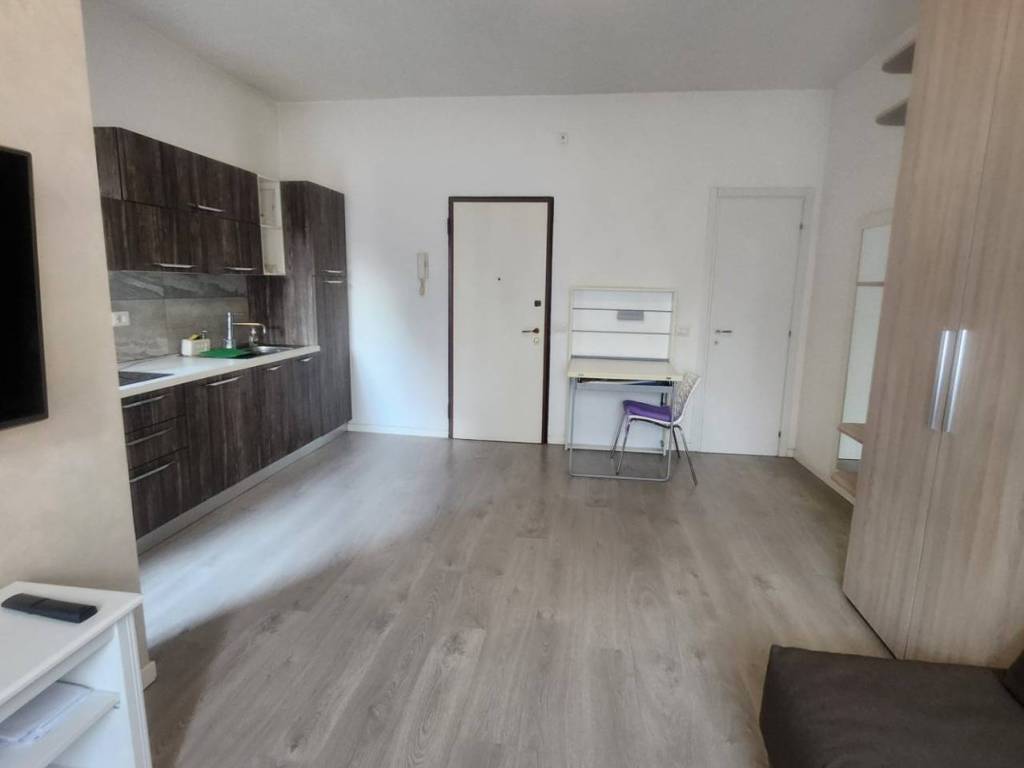 appartamento in affitto a Milano in zona Corvetto