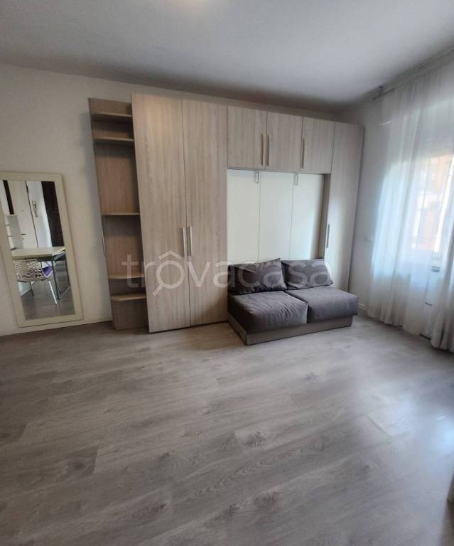 appartamento in affitto a Milano in zona Corvetto