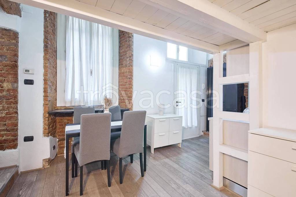 appartamento in affitto a Milano in zona Porta Garibaldi