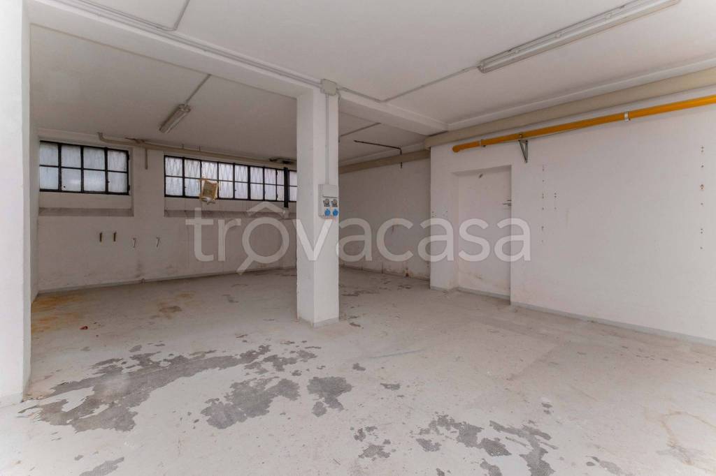 ufficio in affitto a Milano in zona Dergano