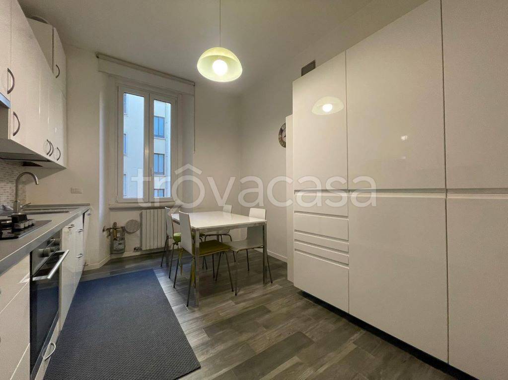 appartamento in affitto a Milano in zona Sempione