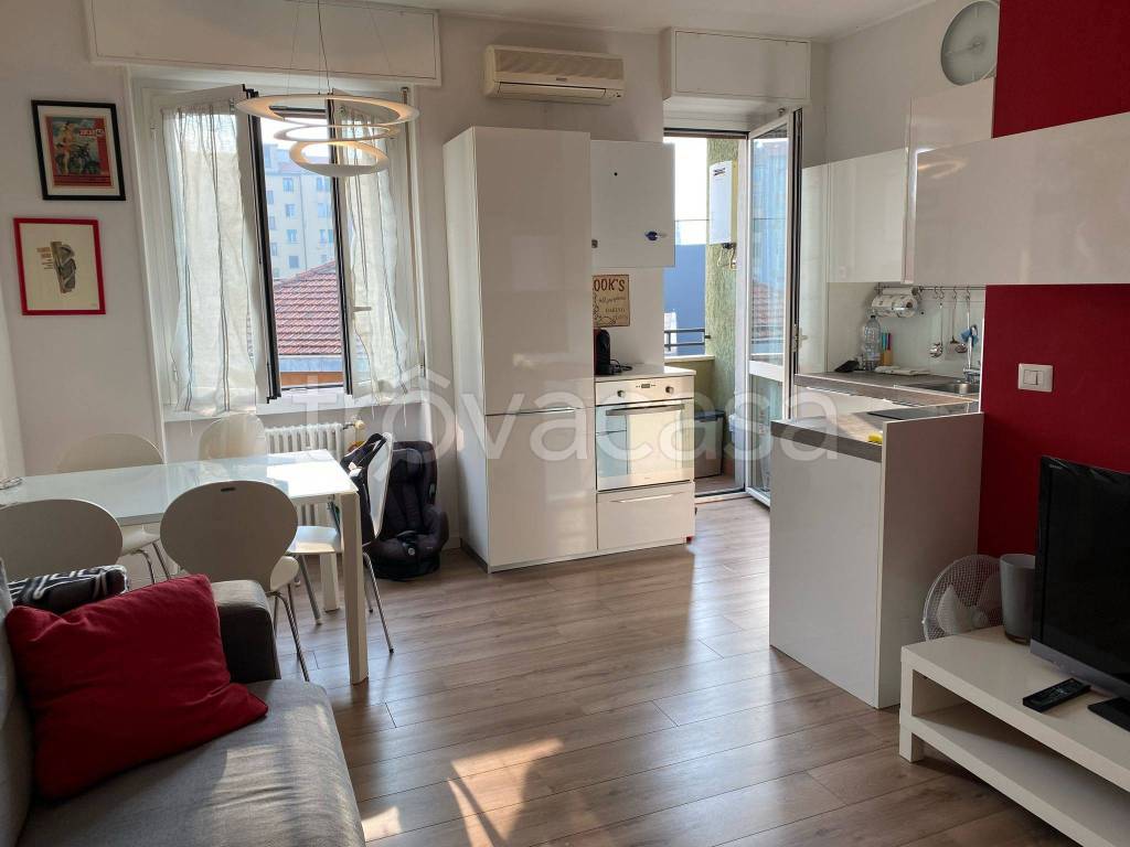 appartamento in affitto a Milano in zona Porta Romana