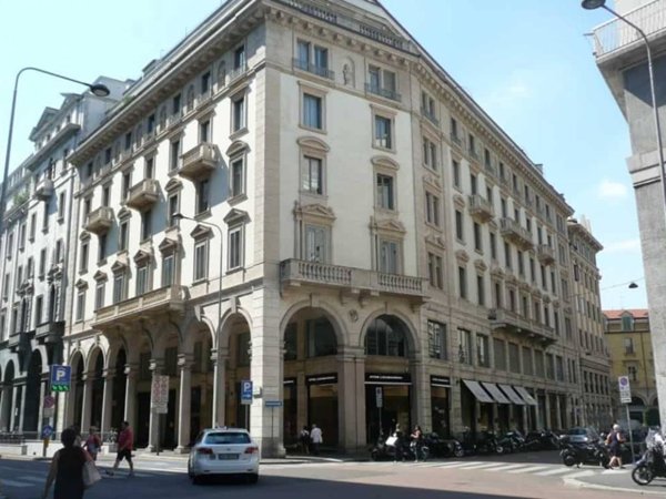 negozio in affitto a Milano