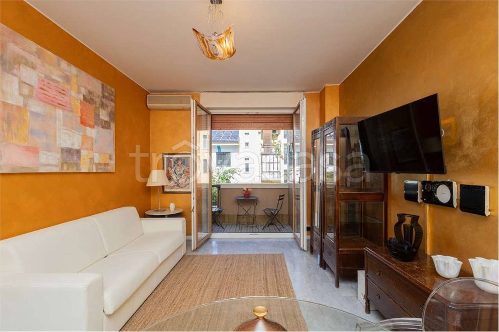 appartamento in affitto a Milano in zona Centro Direzionale