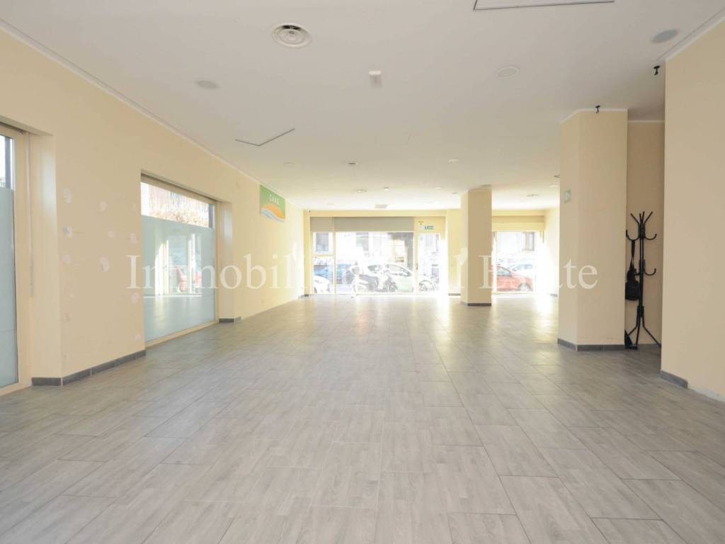 negozio in affitto a Milano in zona Chiesa Rossa