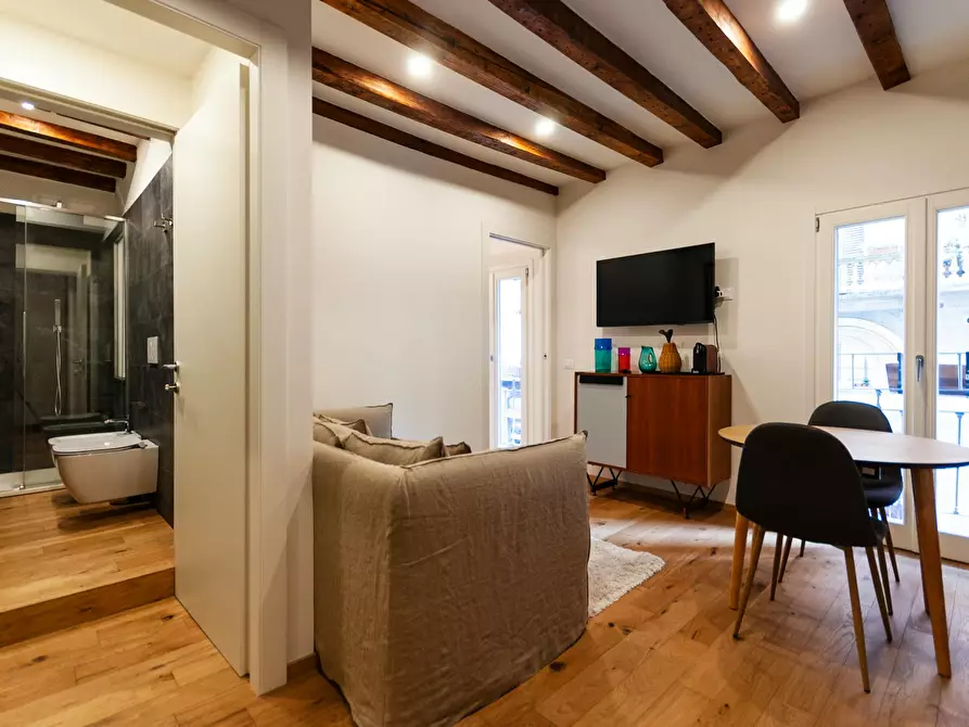 appartamento in affitto a Milano in zona XXII Marzo