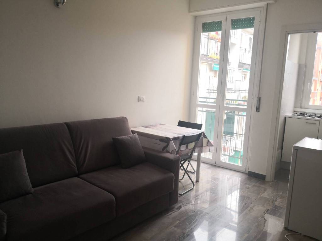 appartamento in affitto a Milano in zona Lorenteggio