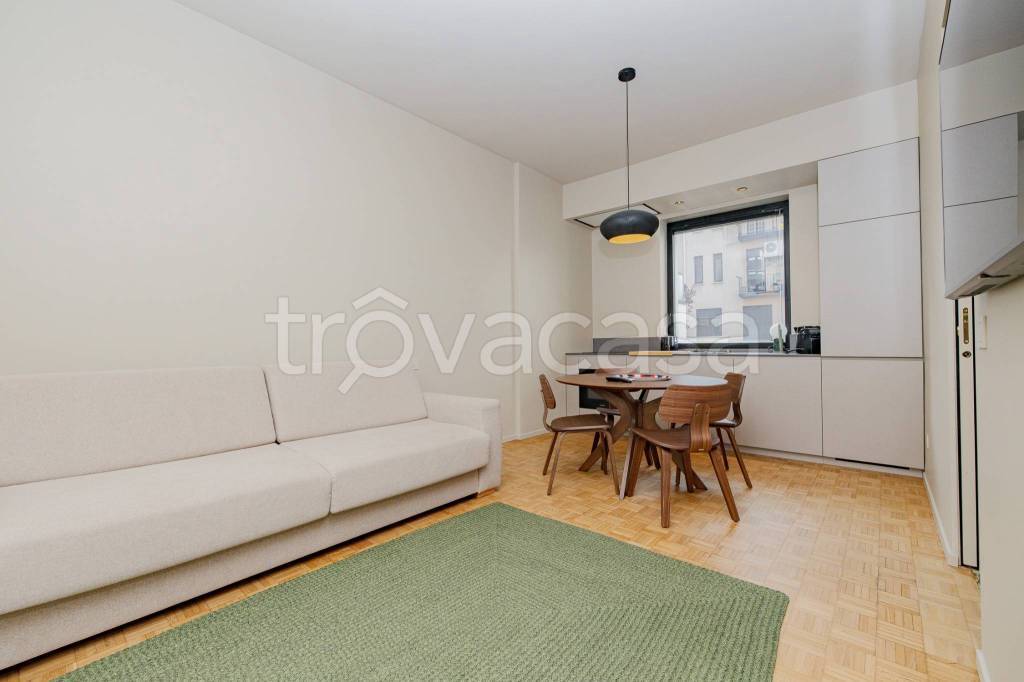 appartamento in affitto a Milano