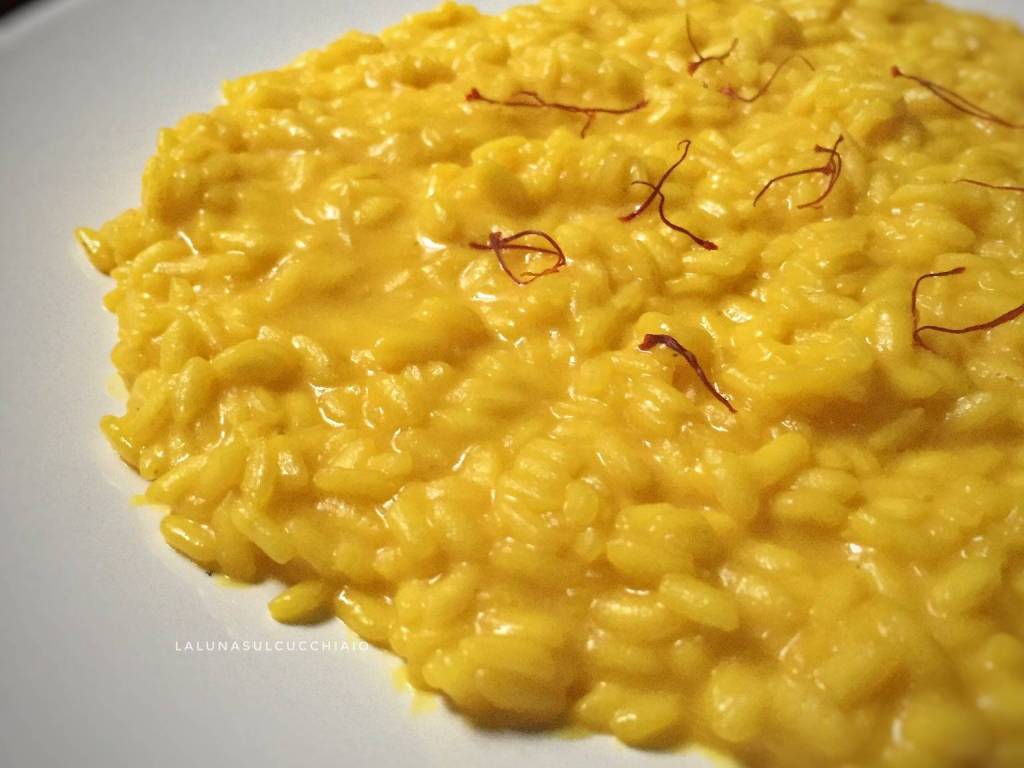 negozio in affitto a Milano in zona Guastalla