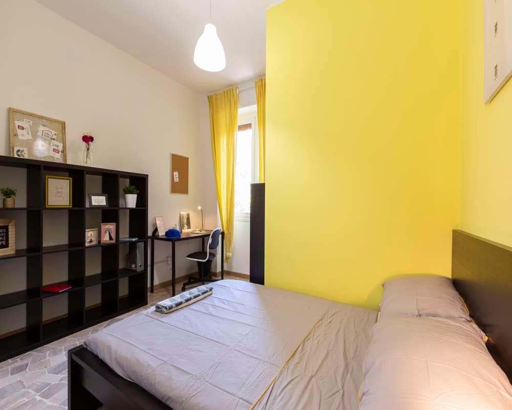 negozio in affitto a Milano in zona Lorenteggio