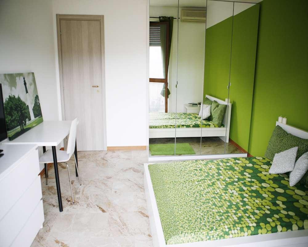 negozio in affitto a Milano in zona Città Studi