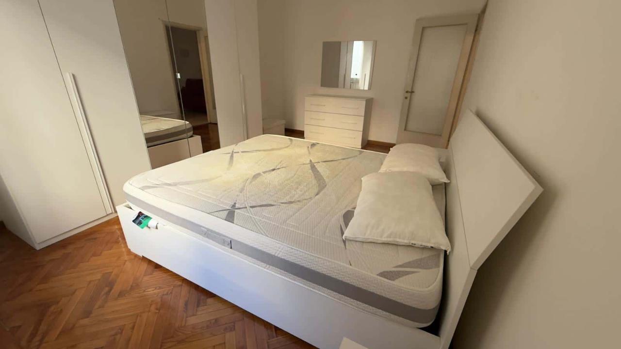 negozio in affitto a Milano in zona Montalbino