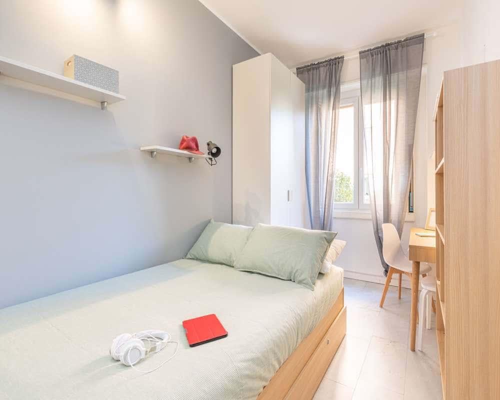 negozio in affitto a Milano in zona Cagnola