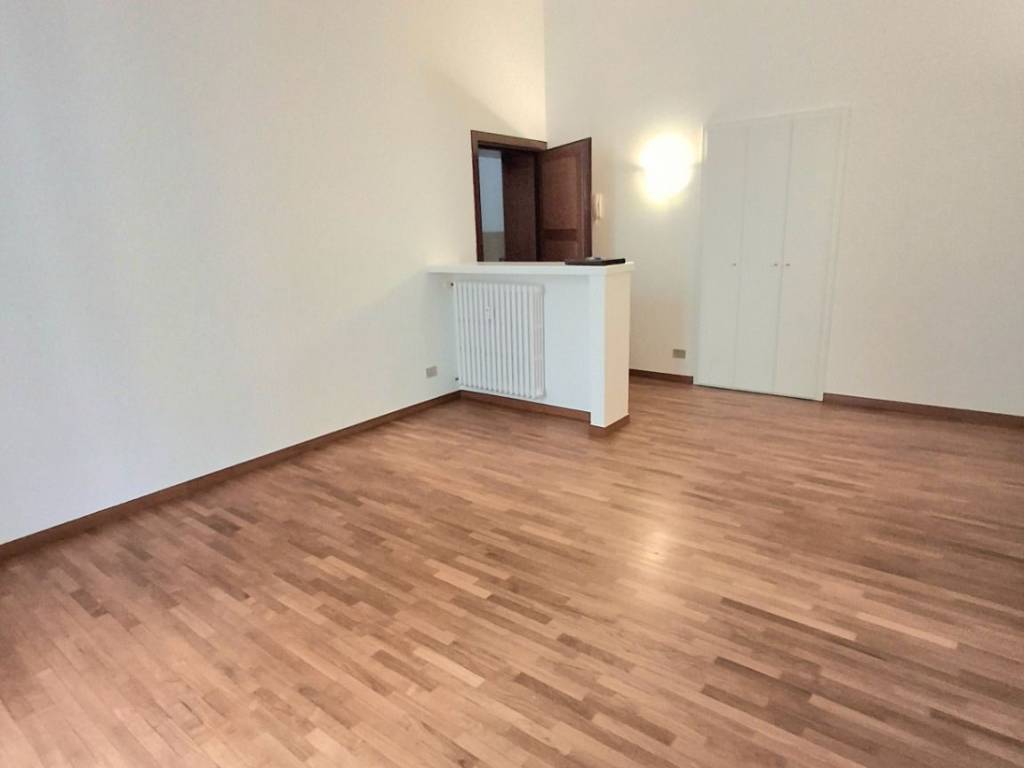 appartamento in affitto a Milano in zona Sempione