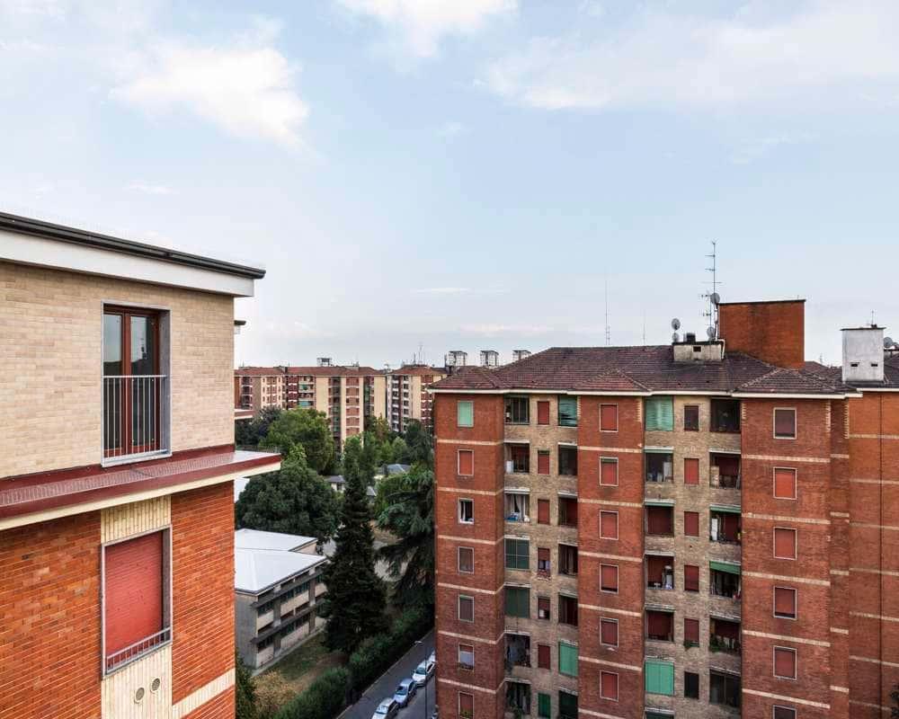 negozio in affitto a Milano in zona Lorenteggio