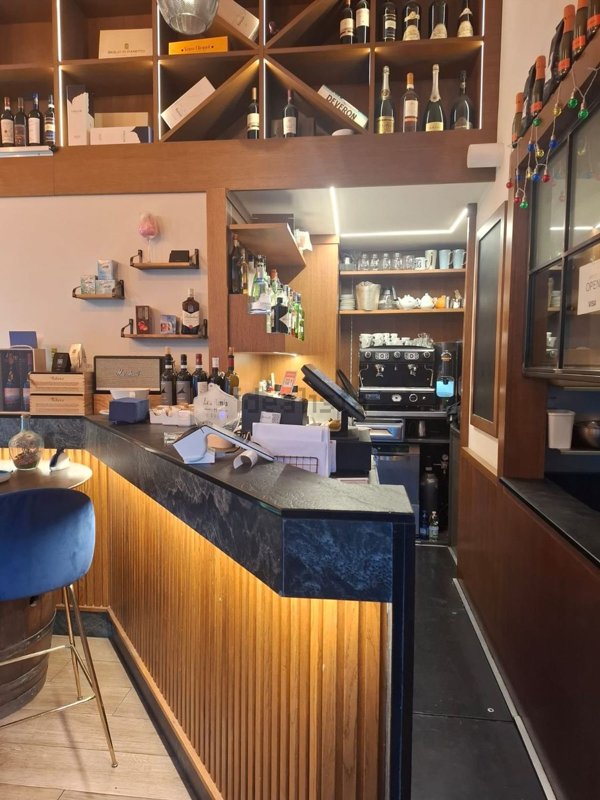 locale commerciale in affitto a Milano in zona Solari