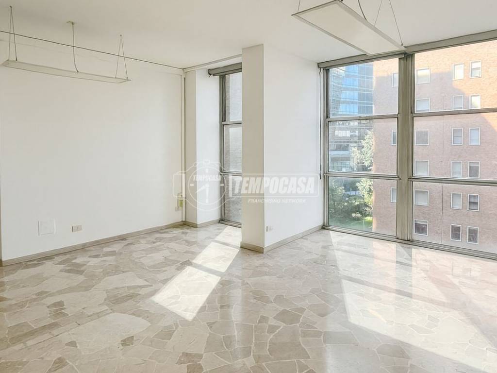 ufficio in affitto a Milano in zona Centro Direzionale