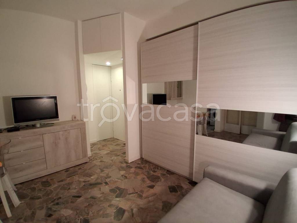 appartamento in affitto a Milano in zona Loreto