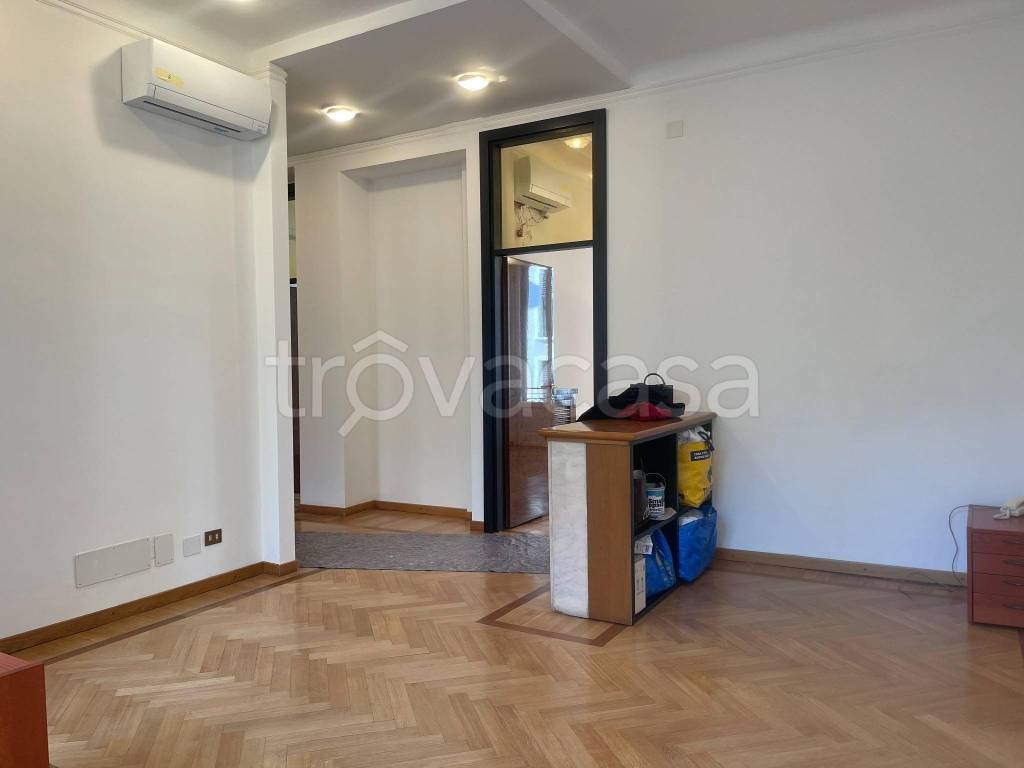 ufficio in affitto a Milano in zona Guastalla