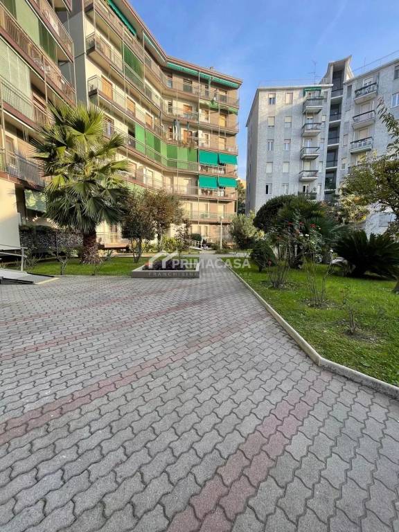 appartamento in affitto a Milano in zona Affori