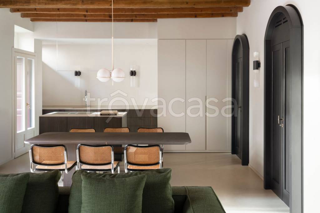 appartamento in affitto a Milano in zona Porta Garibaldi