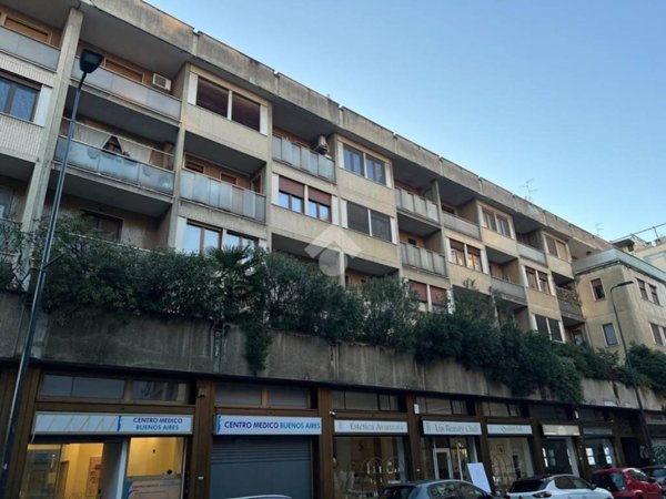 appartamento in affitto a Milano in zona Centro Direzionale
