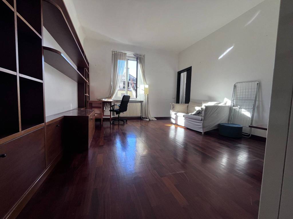 appartamento in affitto a Milano in zona Centro Direzionale