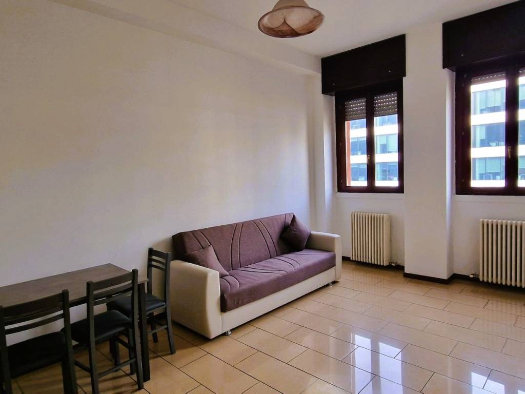 appartamento in affitto a Milano in zona Corvetto