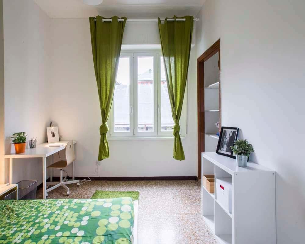 negozio in affitto a Milano in zona Cagnola