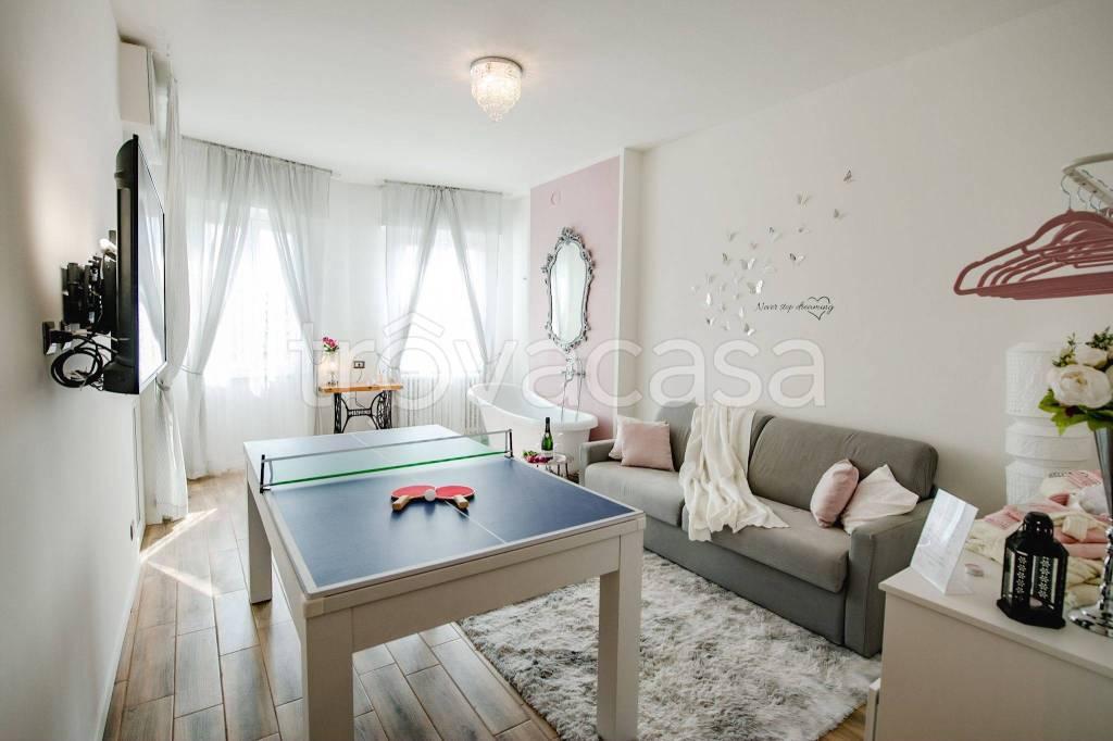 appartamento in affitto a Milano in zona Crescenzago