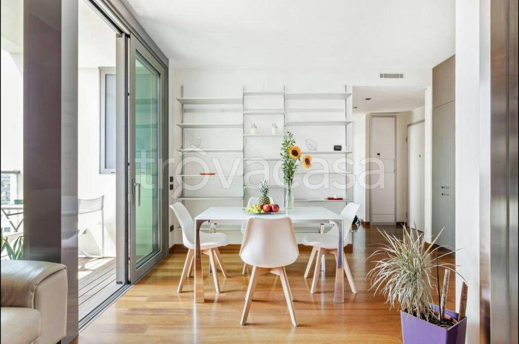 appartamento in affitto a Milano