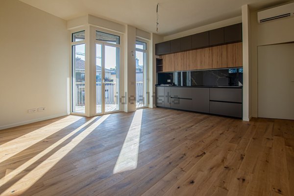 appartamento in affitto a Milano in zona Porta Nuova