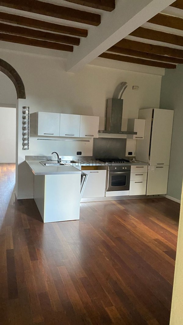 appartamento in affitto a Milano in zona Sempione