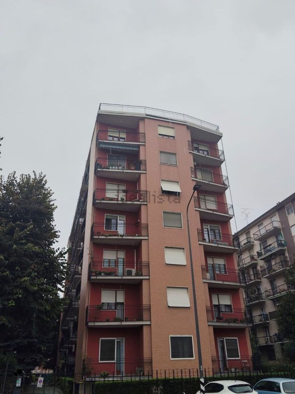 appartamento in affitto a Milano in zona Piazzale Lodi