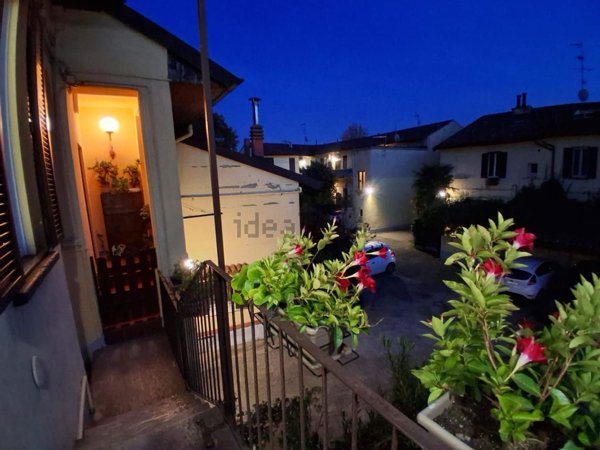 appartamento in affitto a Milano in zona Lorenteggio